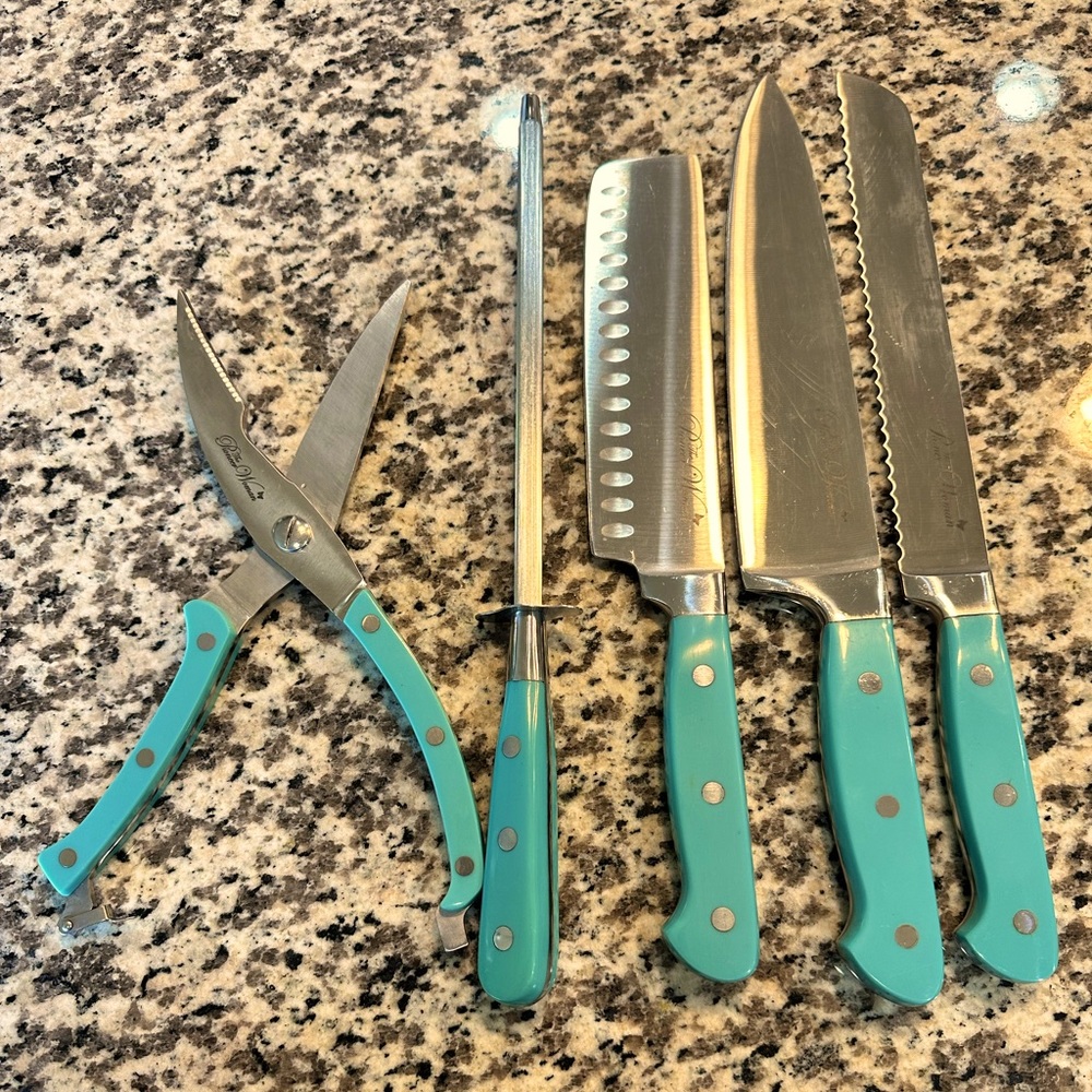 Pioneer Woman Frontier 13 pc Cutlery Knife Set